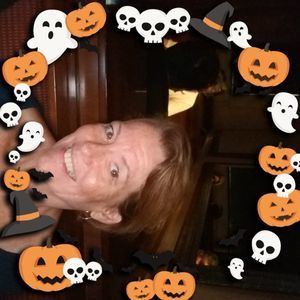 Meet your Posher, Deborah